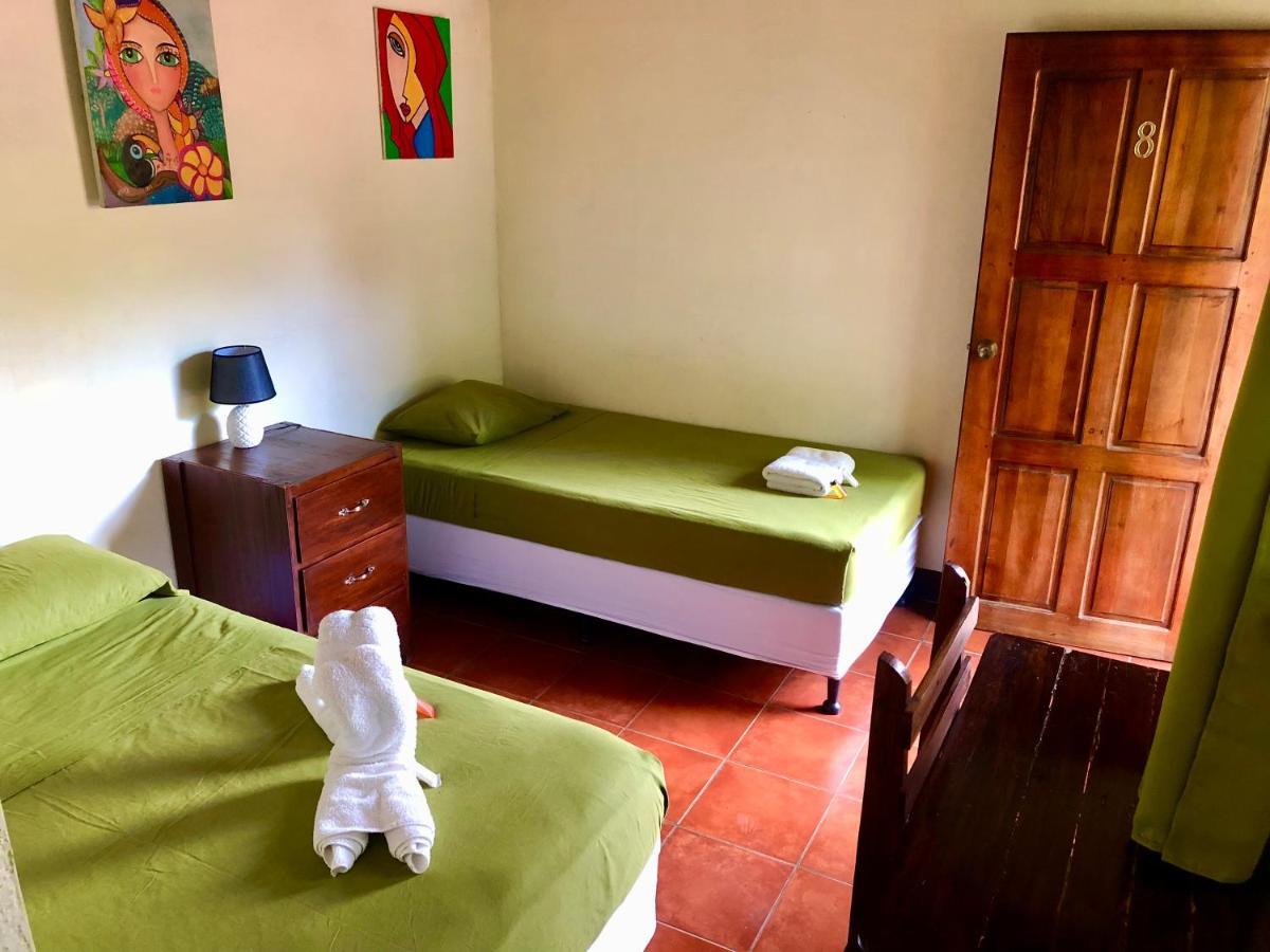Casa Lula Leon Hostal Eksteriør bilde