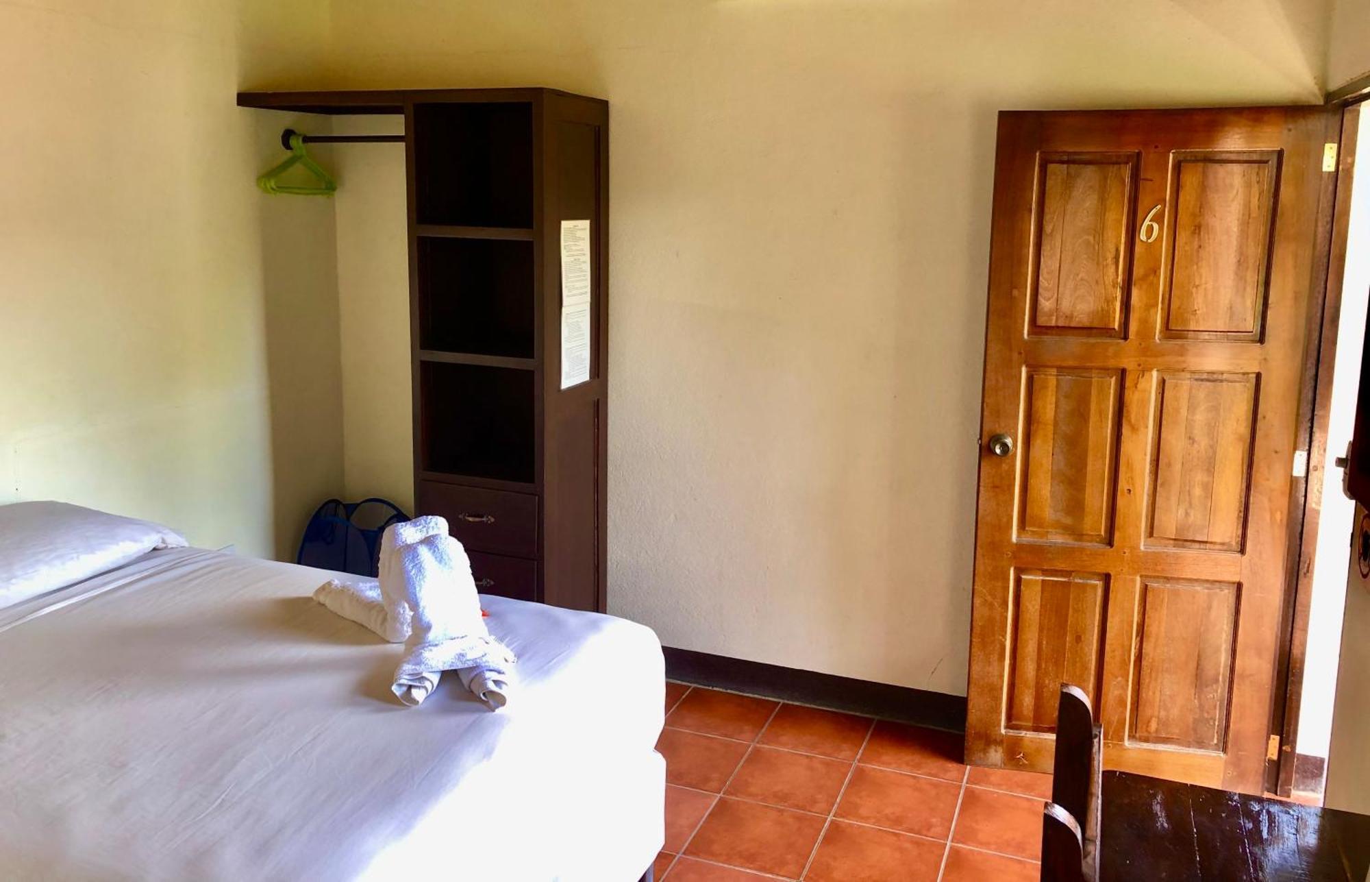 Casa Lula Leon Hostal Eksteriør bilde