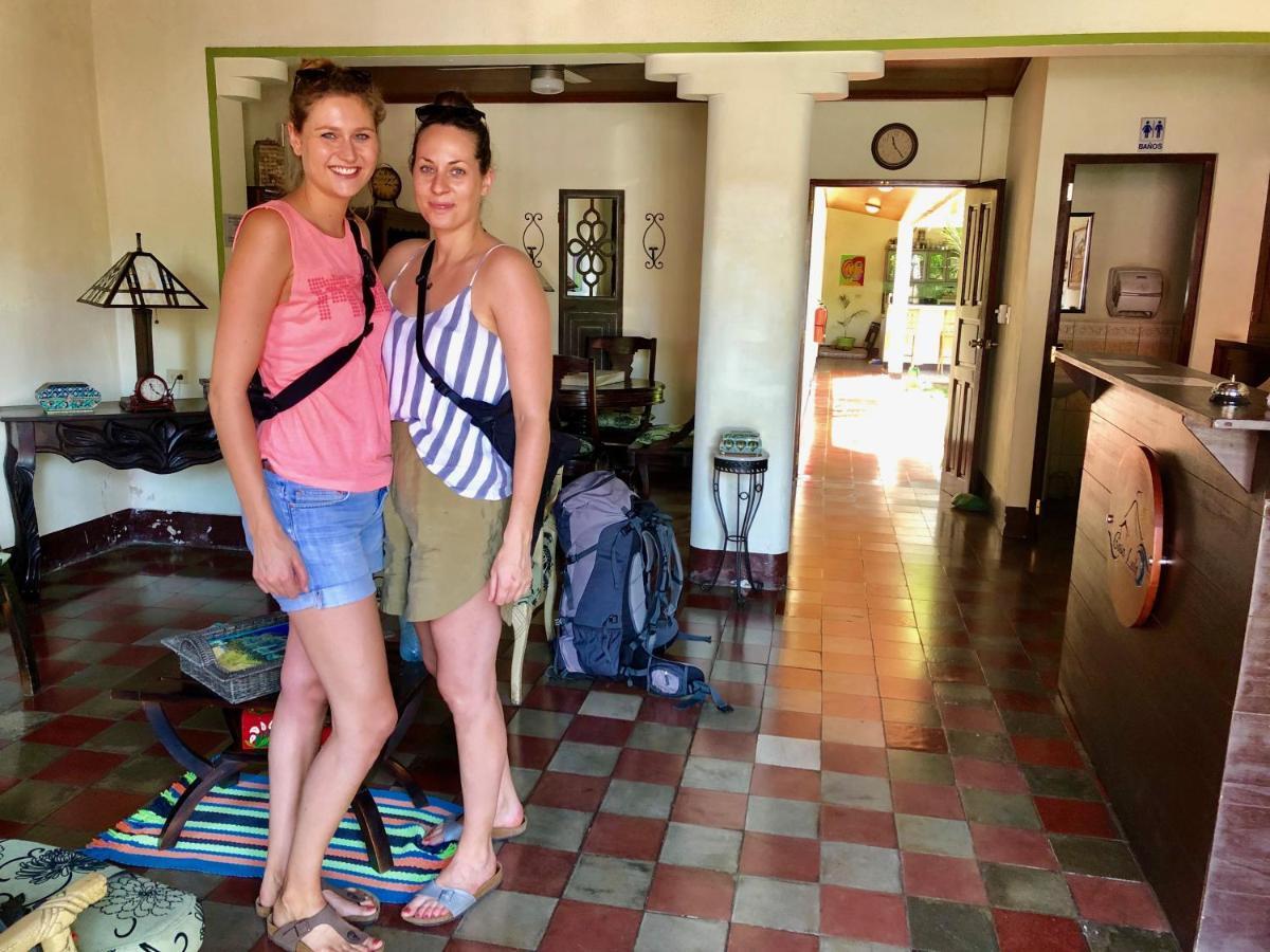 Casa Lula Leon Hostal Eksteriør bilde